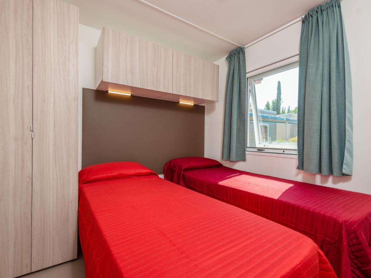 Holiday Home Garda Suite Deluxe By Interhome ริโวลเตลลา ภายนอก รูปภาพ