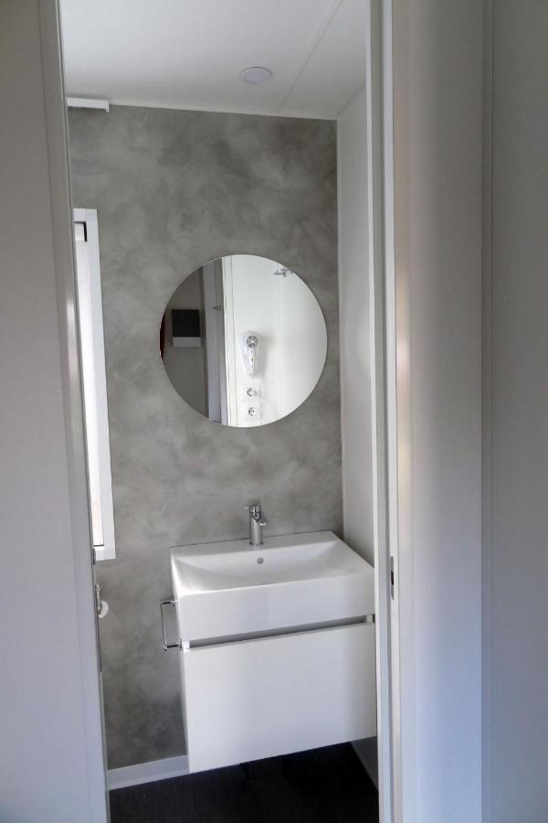 Holiday Home Garda Suite Deluxe By Interhome ริโวลเตลลา ภายนอก รูปภาพ